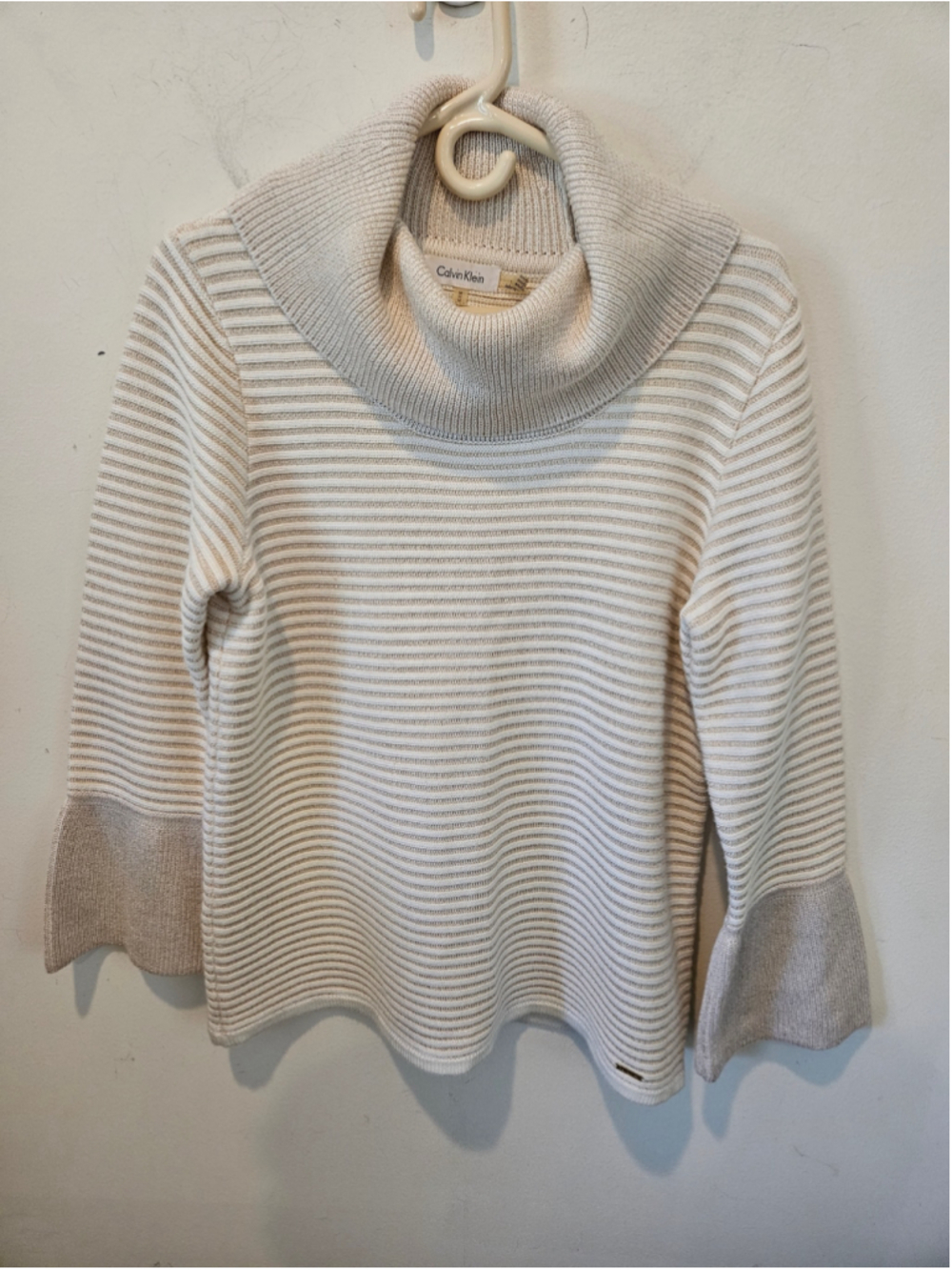 Women's Calvin Klein Cowl Neck Sweater Medium Beige Gold Metallic Ribbed Knit